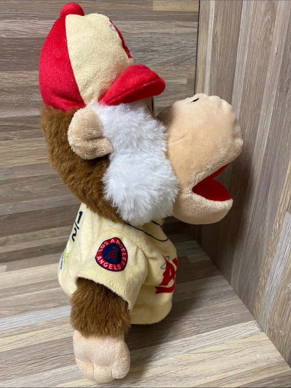 MLB plush los